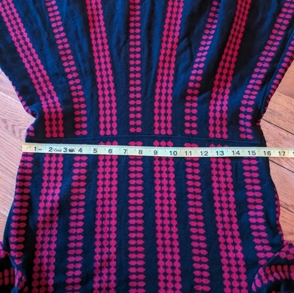 Danny & Nicole LP Red & Black Half Sleeve Sweater Dress w/ Flare Skirt‎ - Picture 10 of 12
